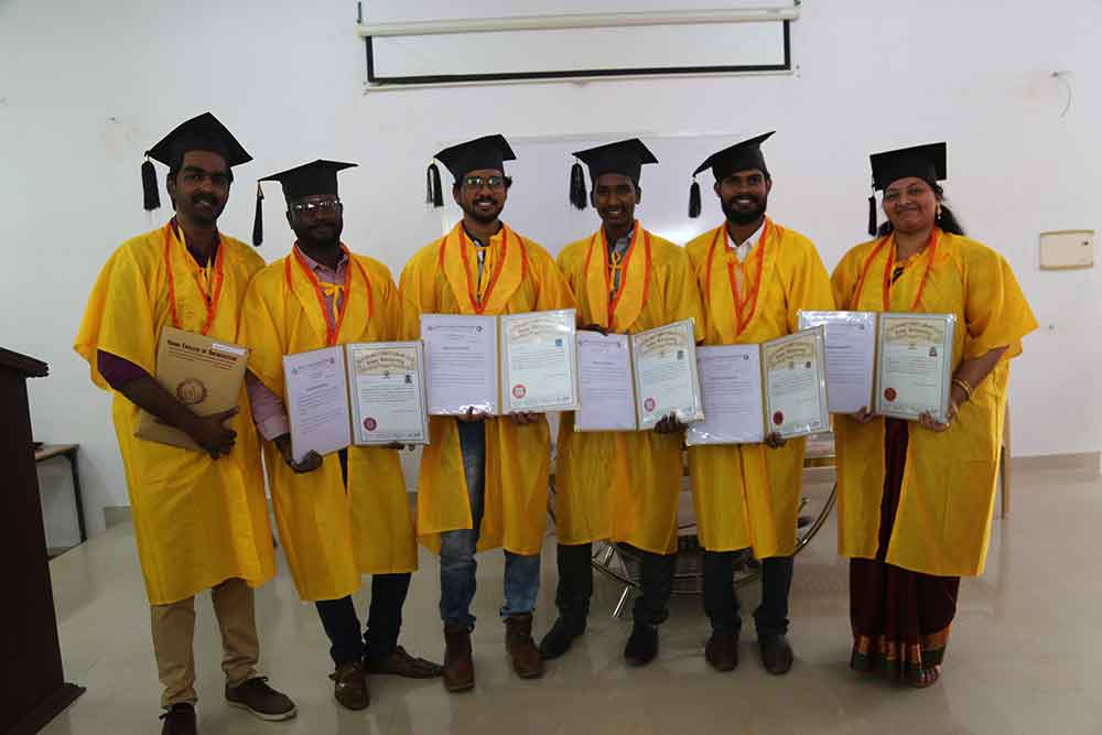 GRADUATION DAY