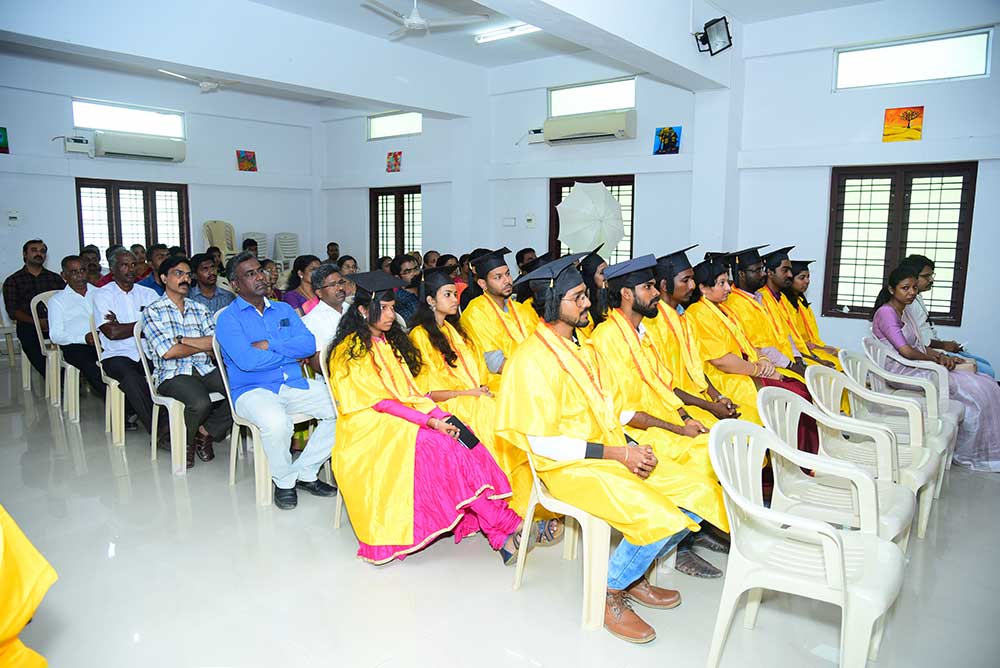 GRADUATION DAY